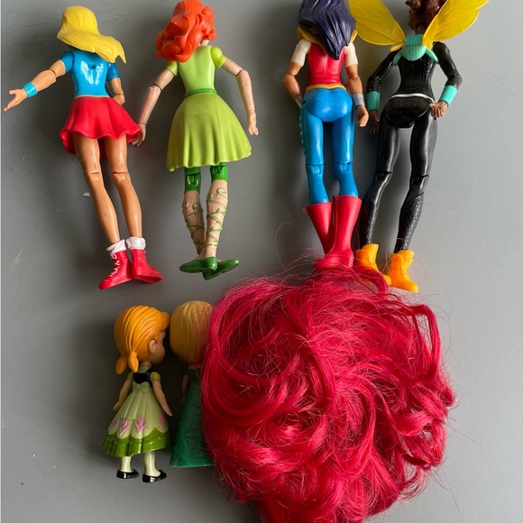 GUC Dolls: Disney Frozen + DC Super Hero Girls & More - Picture 2 of 2